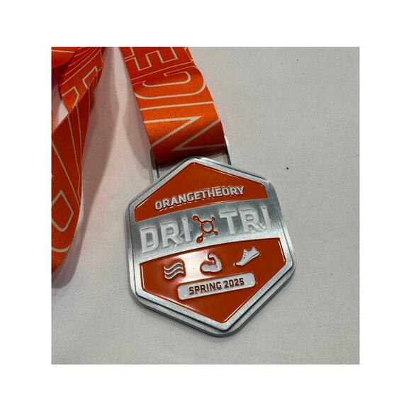 Orange Theory OTF Spring 2025 Dri Tri Foam Roller + Finisher Medal - Picture 5 of 5